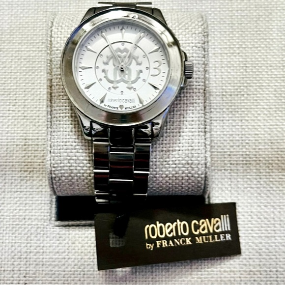 Roberto Cavalli Collaborates With Frank Muller For A Signature Watch Series. - Picture 9 of 10